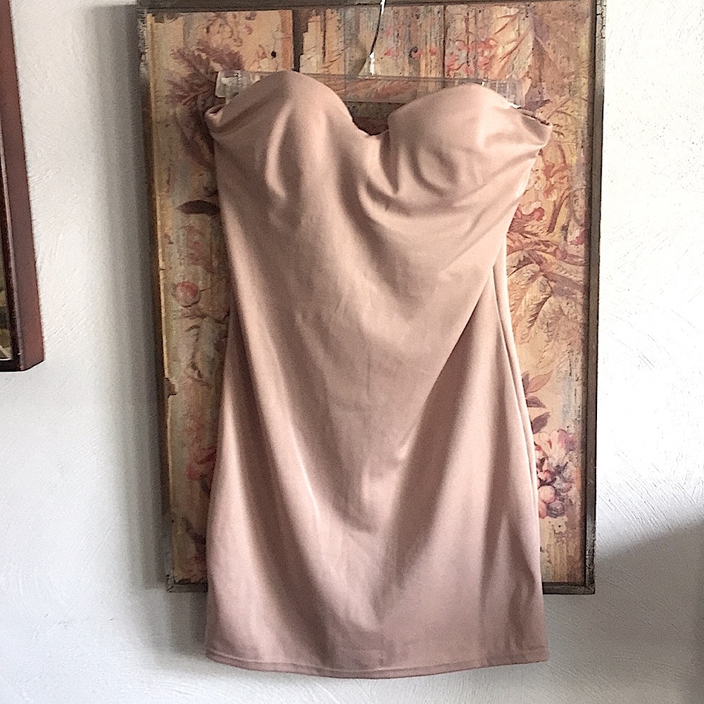 NWOT FIT FIGURE MOLDED CUP NUDE SLIP SHAPEWEAR M